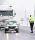 Un muerto y cortes de tráfico por el fuerte temporal de nieve en Lleida y Tarragona Un muerto y cortes de tráfico por el fuerte temporal de nieve en Lleida y Tarragona