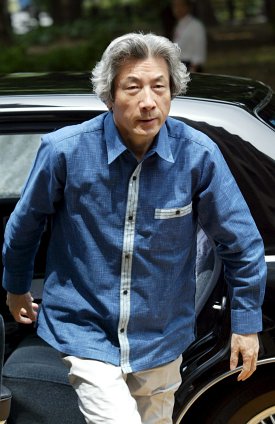 Japón se quita la corbata Japón se quita la corbata