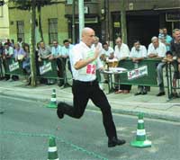 Camareros a la carrera en Terrassa Camareros a la carrera en Terrassa