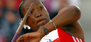 La atleta cubana Osleidys Menéndez La atleta cubana Osleidys Menéndez