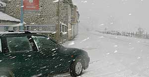 El temporal de nieve en Castilla y León (EFE) El temporal de nieve en Castilla y León (EFE)