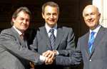 CiU y Gobierno se congratulan del acuerdo sobre el Estatuto CiU y Gobierno se congratulan del acuerdo sobre el Estatuto