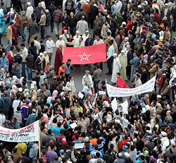 Aspecto de la manifestación en Rabat (EFE) Aspecto de la manifestación en Rabat (EFE)