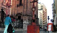 16 esculturas de gran formato se apoderan de las calles del centro 16 esculturas de gran formato se apoderan de las calles del centro