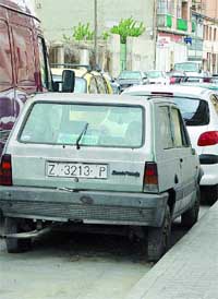 60 coches abandonados impiden aparcar en Picarral 60 coches abandonados impiden aparcar en Picarral