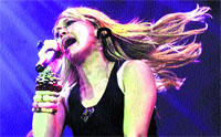Llega super-HILARY Duff Llega super-HILARY Duff