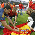 Reyes firma Reyes firma