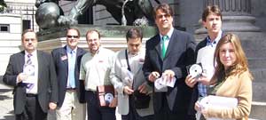 Representantes de la plataforma 'Todos contra el canon' Representantes de la plataforma 'Todos contra el canon'