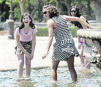 Temperaturas extremas en diez comunidades Temperaturas extremas en diez comunidades