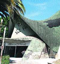 El arte de la papiroflexia aplicado a la arquitectura El arte de la papiroflexia aplicado a la arquitectura