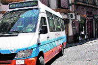 El bus de la Alfalfa lo usan sólo un 2% de los viajeros previstos El bus de la Alfalfa lo usan sólo un 2% de los viajeros previstos