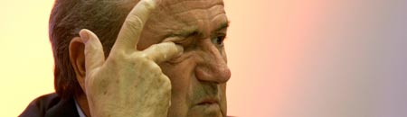 Blatter en la reunión de la FIFA en Berlín Blatter en la reunión de la FIFA en Berlín