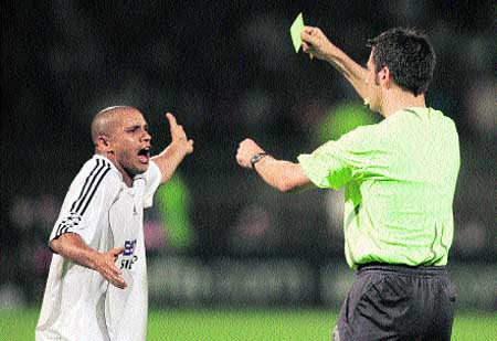 El Madrid, ridiculizado en Lyon El Madrid, ridiculizado en Lyon