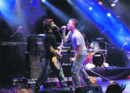 Rock con espíritu ochentero Rock con espíritu ochentero