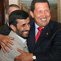 El presidente iraní, Mahmoud Ahmadinejad y su homólogo venezolano, Hugo Chávez. El presidente iraní, Mahmoud Ahmadinejad y su homólogo venezolano, Hugo Chávez.