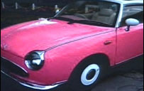 Este es el coche rosa comprado por el niño (Foto: BBC News) Este es el coche rosa comprado por el niño (Foto: BBC News)