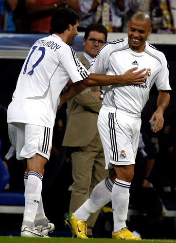 Ronaldo y Van Nistelrooy Ronaldo y Van Nistelrooy