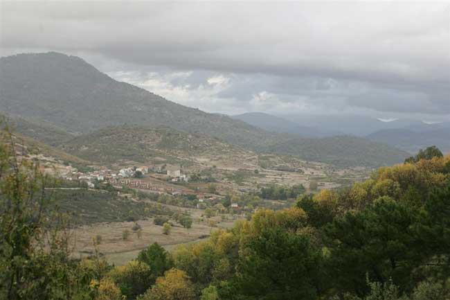 A la derecha, en la loma en primer plano, están previstos los chalés. A la derecha, en la loma en primer plano, están previstos los chalés.