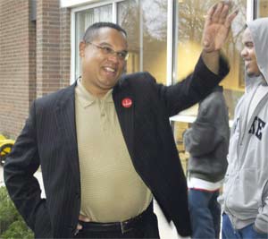 Keith Ellison; primer legislador musulmán en EEUU. Keith Ellison; primer legislador musulmán en EEUU.
