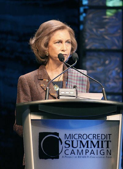 La Reina Sofía durante su intervención hoy en la Cumbre Global de Microcrédito (EFE). La Reina Sofía durante su intervención hoy en la Cumbre Global de Microcrédito (EFE).
