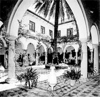 Un palacio de señuelo para venderle una casa Un palacio de señuelo para venderle una casa