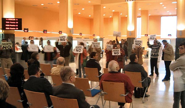 Nueva protesta de los antiparquímetros Nueva protesta de los antiparquímetros