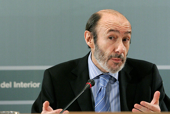 Rubalcaba, durante la rueda de prensa Rubalcaba, durante la rueda de prensa