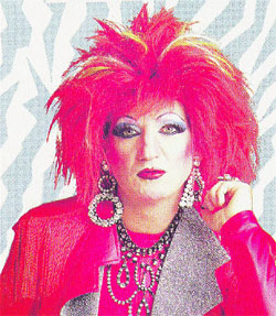 Con plumas y a lo loco Con plumas y a lo loco