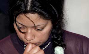 La novia del desaparecido Diego Armando Estacio, Verónica Arequipa (EFE). La novia del desaparecido Diego Armando Estacio, Verónica Arequipa (EFE).