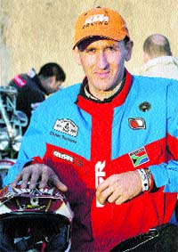 El piloto sudafricano Elmer Symonds fallece en el Dakar El piloto sudafricano Elmer Symonds fallece en el Dakar