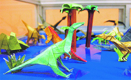 El arte de crear con hojas de simple papel El arte de crear con hojas de simple papel