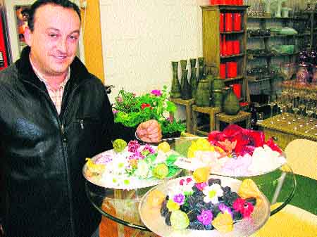 Los pétalos de rosa y las amapolas comestibles se ponen de moda en Murcia Los pétalos de rosa y las amapolas comestibles se ponen de moda en Murcia
