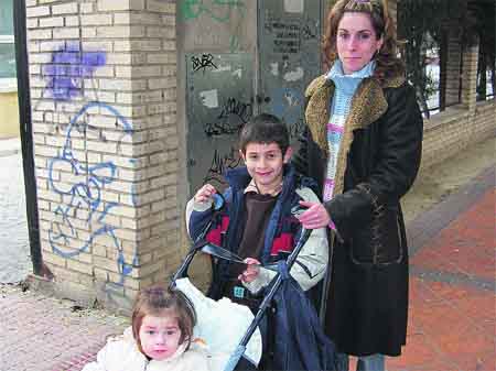 678 adolescentes y niñas son madres en la Región cada año 678 adolescentes y niñas son madres en la Región cada año