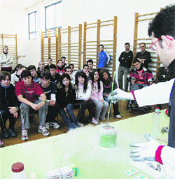 Congelan rosas en el instituto Congelan rosas en el instituto