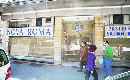 Los Remedios se queda tras 30 años sin los pasteles de Nova Roma Los Remedios se queda tras 30 años sin los pasteles de Nova Roma