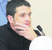 César se retira al no superar la lesión de Figo César se retira al no superar la lesión de Figo