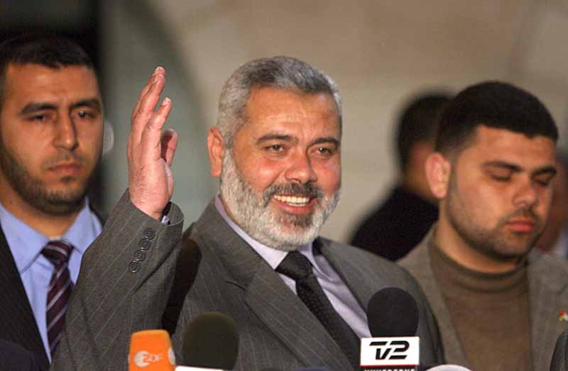 Haniya y Abás crean un gobierno unitario Haniya y Abás crean un gobierno unitario