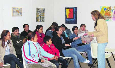 Una ‘supernanny’ para inmigrantes Una ‘supernanny’ para inmigrantes