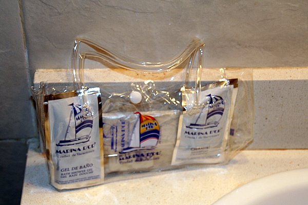 Kit de higiene y belleza Marina D'Or Kit de higiene y belleza Marina D'Or