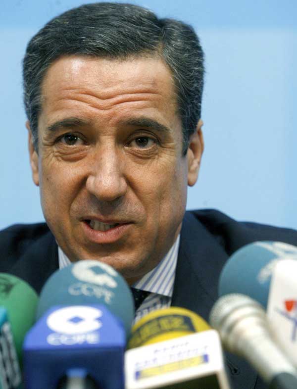 Eduardo Zaplana. Eduardo Zaplana.