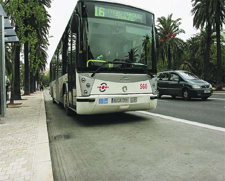 Tres choques en un sólo día en el carril-bus del Parque Tres choques en un sólo día en el carril-bus del Parque