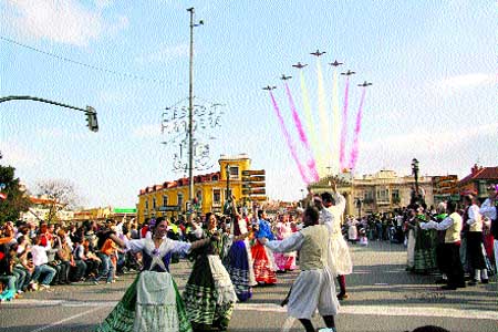 El sol calienta el desfile y Murcia tira la huerta por la ventana El sol calienta el desfile y Murcia tira la huerta por la ventana