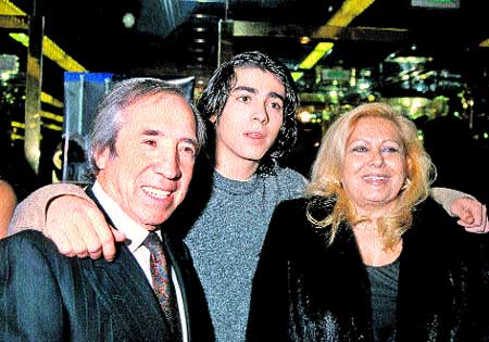 El fary lucha contra un cáncer El fary lucha contra un cáncer