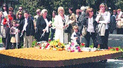Un homenaje a las víctimas Un homenaje a las víctimas
