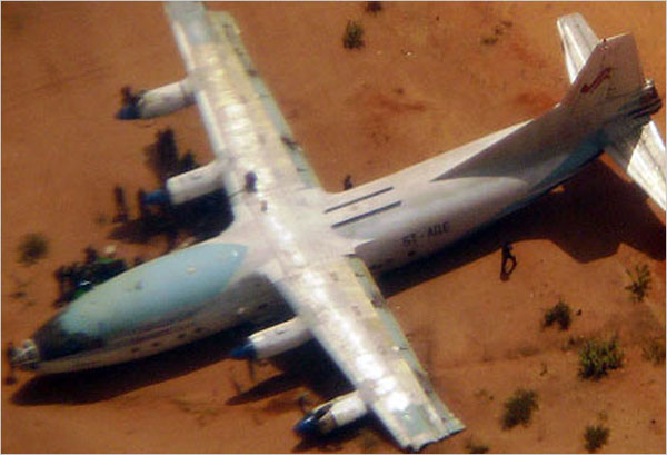 Uno de los aviones que transportaban armas, según la ONU. Uno de los aviones que transportaban armas, según la ONU.