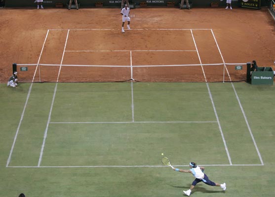 Nadal y Federer en la batalla de superficies Nadal y Federer en la batalla de superficies