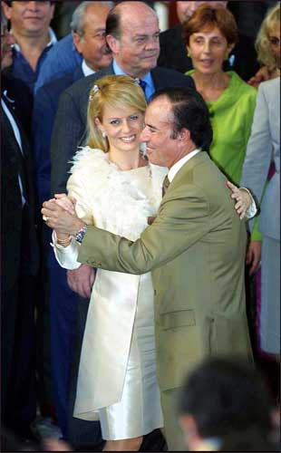 Cecilia Bolocco y Carlos Menem Cecilia Bolocco y Carlos Menem