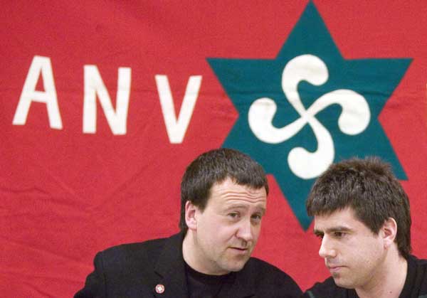 Los dirigentes de ANV Antxon Gómez y Raúl Barrena. Los dirigentes de ANV Antxon Gómez y Raúl Barrena.
