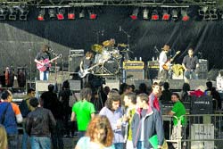El campus vibra al son del rock El campus vibra al son del rock