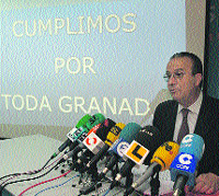 El decoro inicial da paso al ataque político directo El decoro inicial da paso al ataque político directo